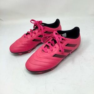 Adidas pink soccer cleats